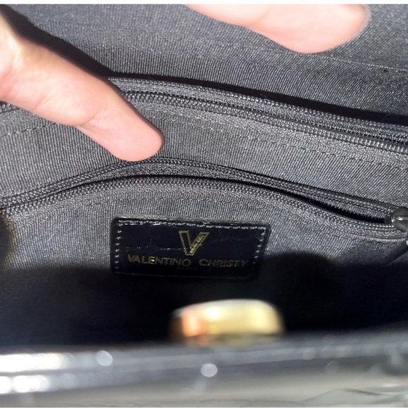 🚨Valentino Christy Paris Croc embossed leather Handbag… EUC. ..No Call Outs - Picture 4 of 8
